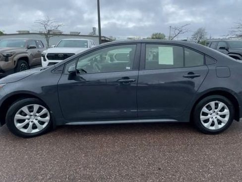 Certified 2023 Toyota Corolla LE w/ Carpet Mat Package (TMS) FWD image 5