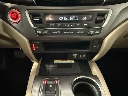 Used 2022 Honda Pilot Special Edition image 22