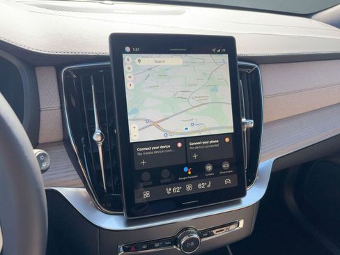 New 2026 Volvo XC90 B6 Plus w/ Protection Package Premier image 22