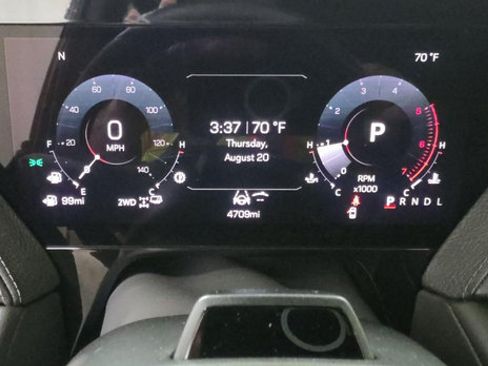 Used 2026 GMC Yukon Denali w/ Denali Reserve Package AWD/4WD image 13
