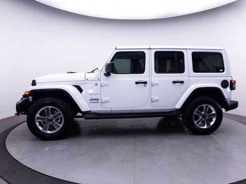 Used 2021 Jeep Wrangler Unlimited Sahara AWD/4WD image 44