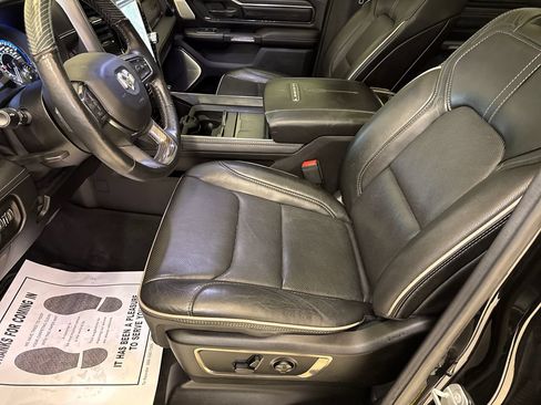 Used 2020 RAM 1500 Limited w/ Black Appearance Package AWD/4WD image 20