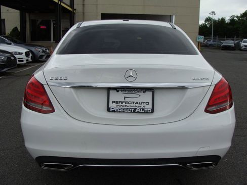 Used 2015 Mercedes-Benz C 300 4MATIC Sedan image 5