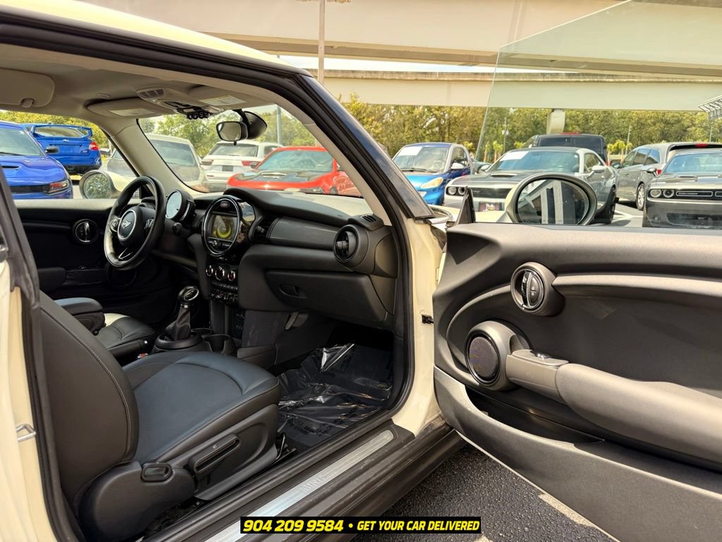Used 2018 MINI Cooper 2-Door Hardtop FWD image 24