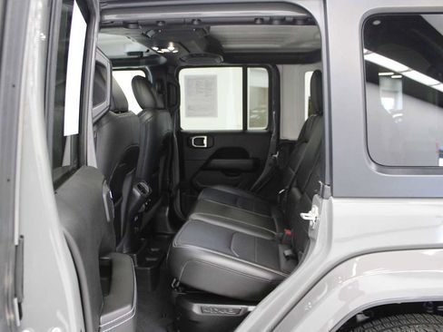 Used 2023 Jeep Wrangler Unlimited Sahara w/ Cold Weather Group AWD/4WD image 36