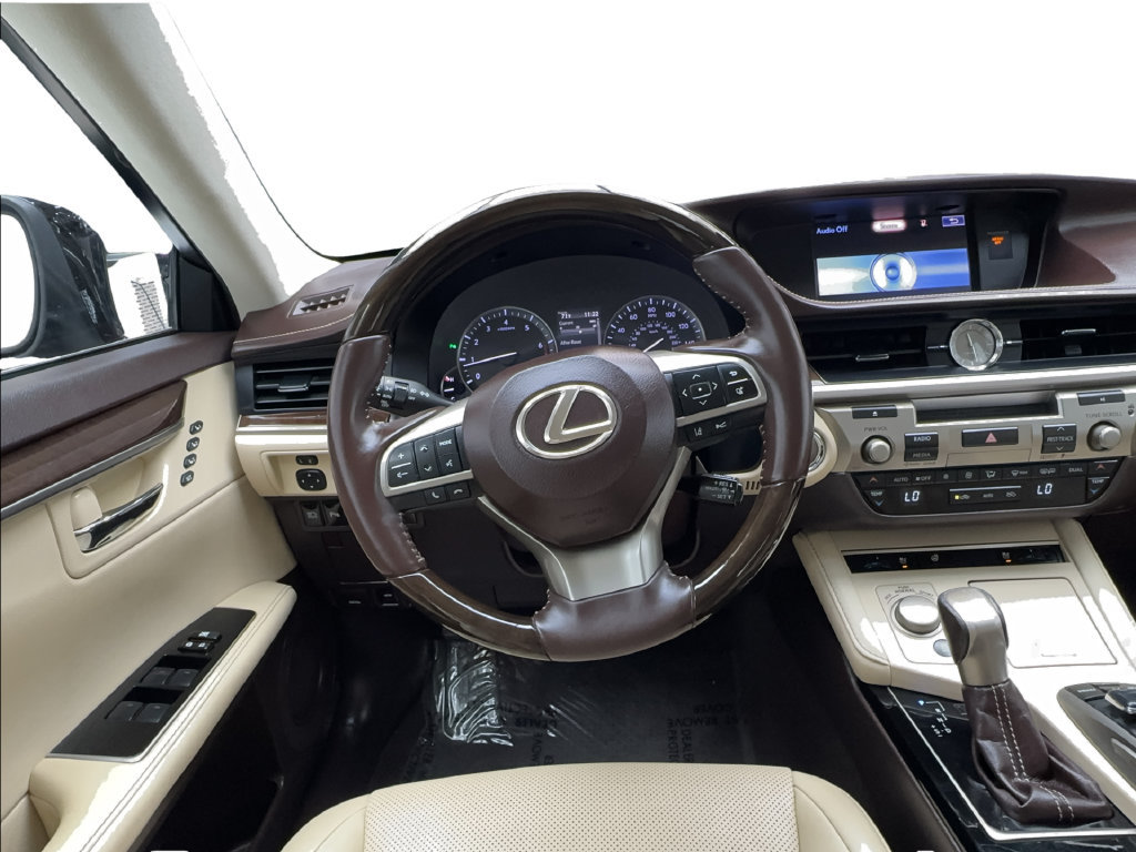 Used 2016 Lexus ES 350 w/ Navigation System Package FWD image 21