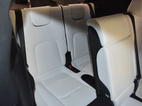 Used 2026 Tesla Model Y AWD image 21