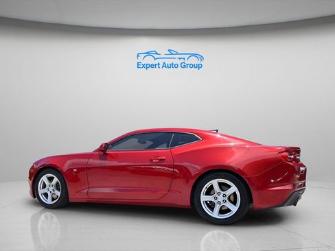 Used 2021 Chevrolet Camaro LT RWD image 10