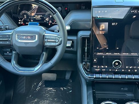 New 2026 GMC Yukon XL AT4 w/ AT4 Premium Plus Package image 12