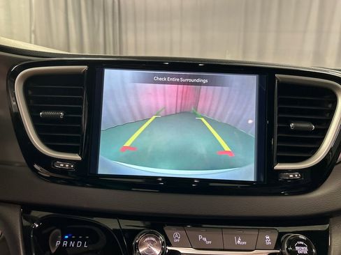 New 2026 Chrysler Voyager LX image 16