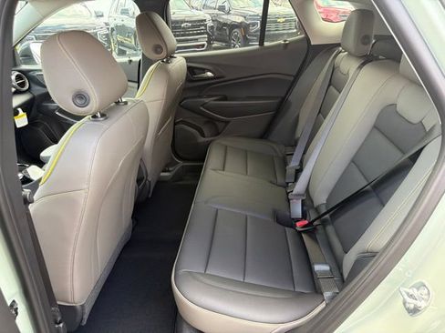 New 2026 Chevrolet Trax ACTIV FWD image 12