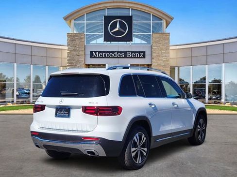 New 2026 Mercedes-Benz GLB 250 4MATIC image 4