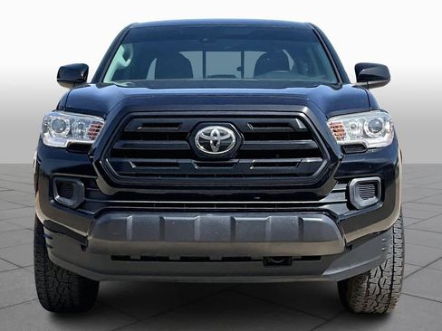 Used 2018 Toyota Tacoma SR w/ SR Convenience Package image 4
