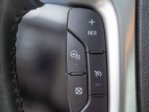 Used 2017 GMC Acadia Limited SLT image 16