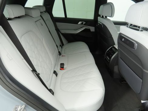 New 2026 BMW X5 xDrive40i w/ M Sport Package image 22