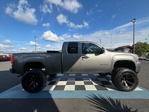Used 2013 GMC Sierra 1500 SLE w/ Power Tech Package AWD/4WD image 6