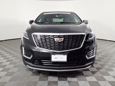 Certified 2021 Cadillac XT5 Premium Luxury image 2