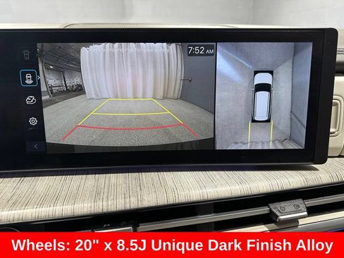 Used 2025 Hyundai Santa Fe Calligraphy AWD/4WD image 13