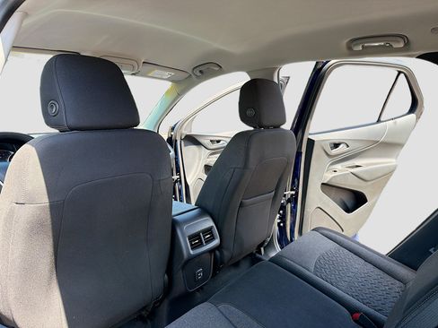 Used 2022 Chevrolet Equinox LT FWD image 10