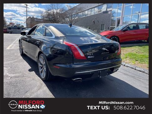 Used 2019 Jaguar XJ AWD image 3
