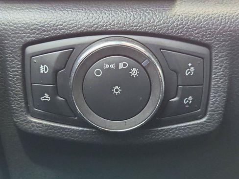Used 2019 Ford F350 Platinum AWD/4WD image 18