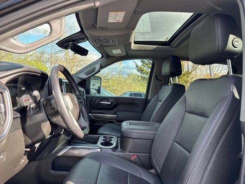 Used 2022 Chevrolet Silverado 2500 LTZ w/ LTZ Plus Package image 7