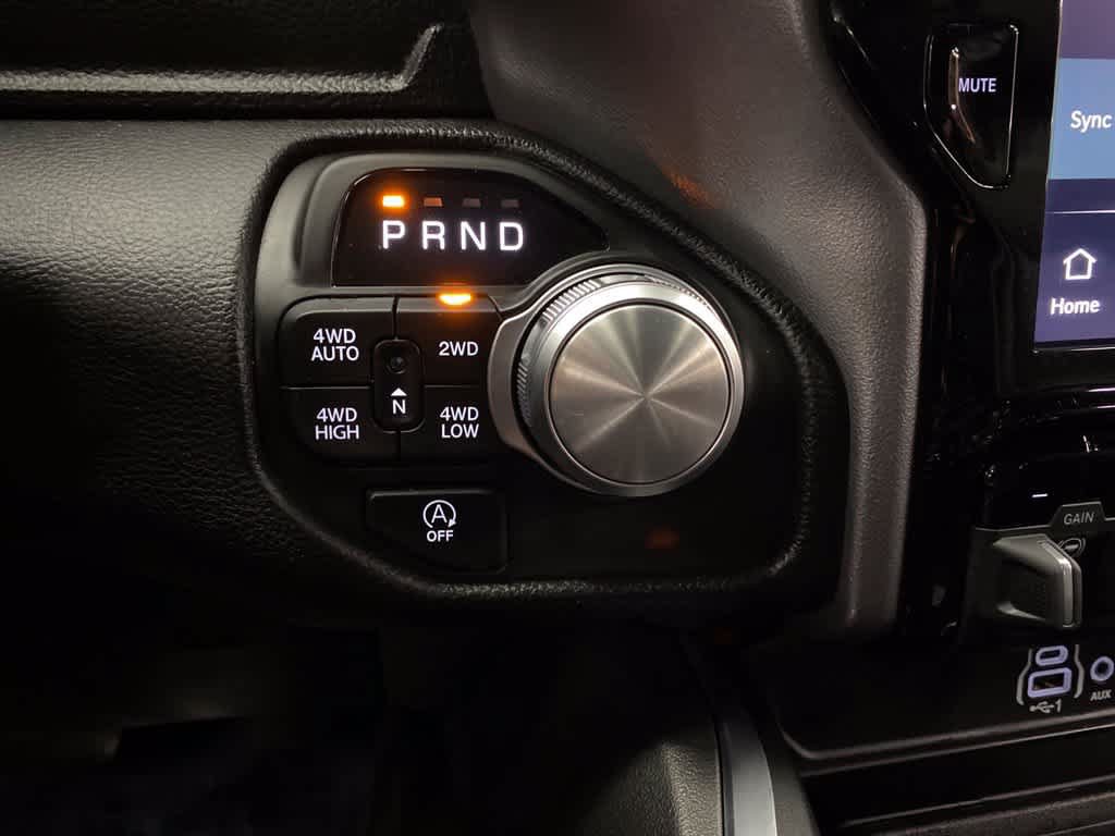 Used 2025 RAM 1500 Laramie w/ Sport Appearance Package AWD/4WD image 24