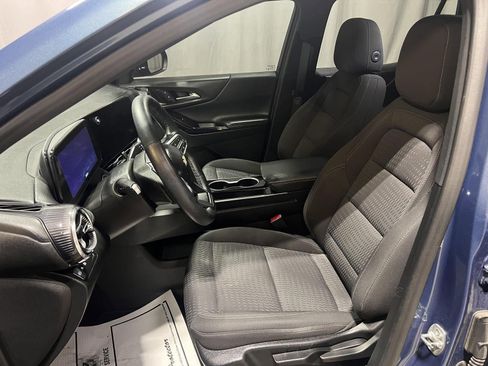 Used 2025 Chevrolet Equinox LT FWD image 19