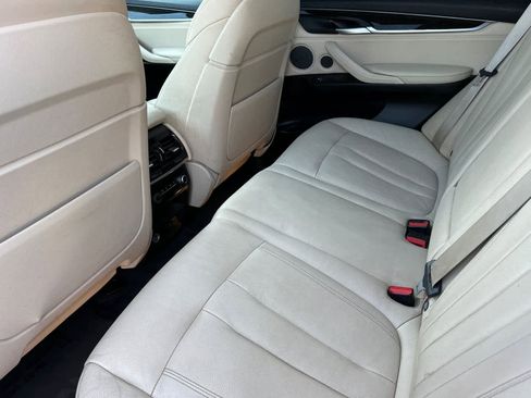 Used 2018 BMW X5 xDrive40e image 4