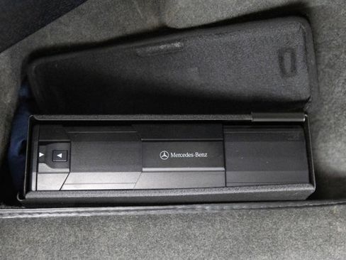 Used 2002 Mercedes-Benz SL 500 image 17