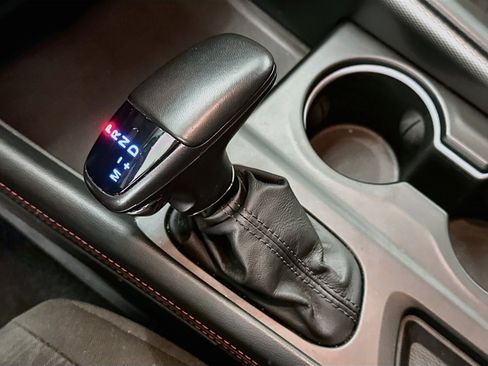 Used 2025 Dodge Durango GT AWD/4WD image 25
