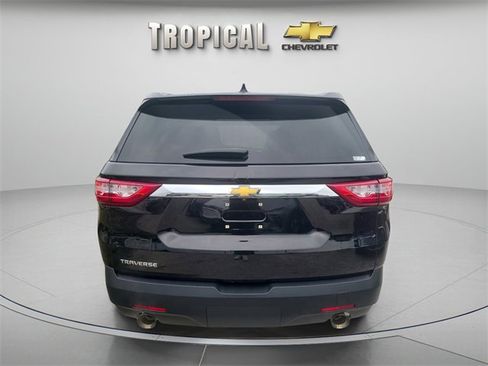 Used 2021 Chevrolet Traverse LS image 6
