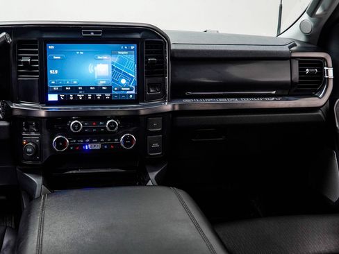 Used 2026 Ford F250 Lariat AWD/4WD image 17