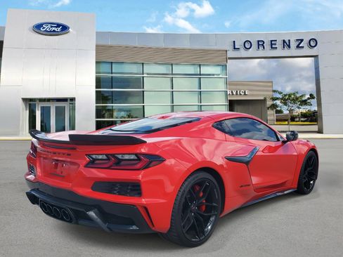 Used 2025 Chevrolet Corvette Z06 image 5
