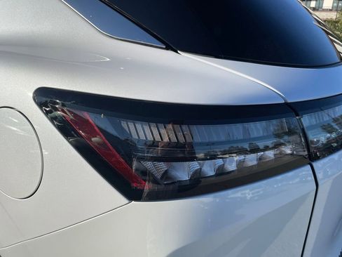 Certified 2025 Nissan Murano SV image 37