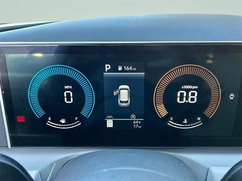 New 2026 Hyundai Tucson SEL image 17