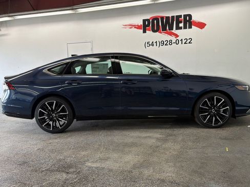 New 2026 Honda Accord Touring image 2