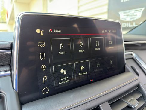 Used 2023 GMC Yukon AT4 w/ AT4 Premium Package AWD/4WD image 23