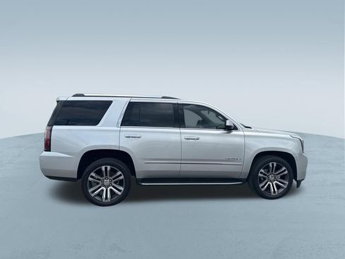 Used 2017 GMC Yukon Denali w/ Open Road Package image 9