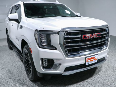 Used 2022 GMC Yukon SLT w/ SLT Premium Package RWD image 5
