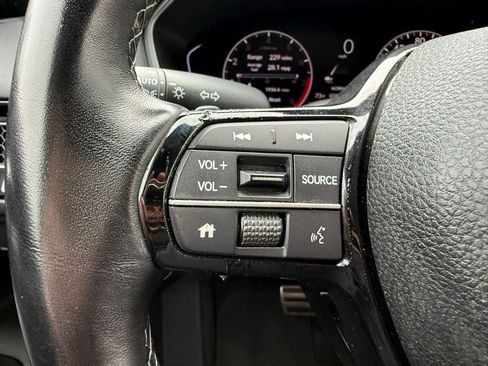 Used 2023 Honda Civic Sport image 12