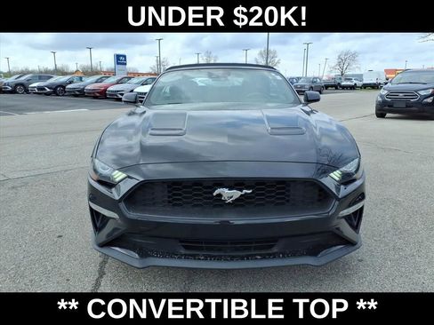 Used 2022 Ford Mustang Premium image 3