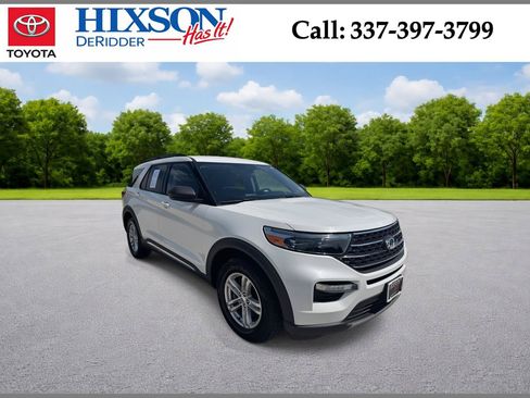 Used 2023 Ford Explorer XLT w/ Equipment Group 202A RWD image 1