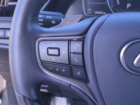 Certified 2023 Lexus ES 300h Ultra Luxury image 20