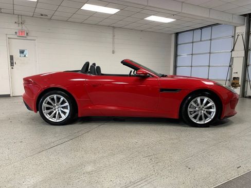 Used 2014 Jaguar F-TYPE Convertible RWD image 7