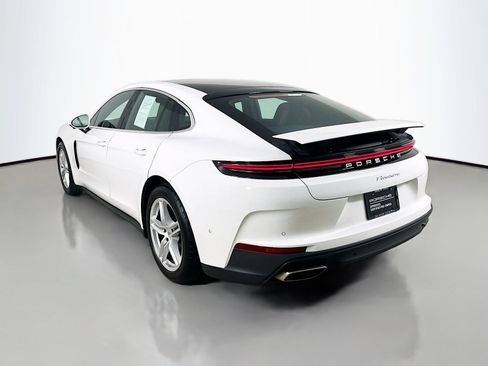 Used 2025 Porsche Panamera RWD image 7
