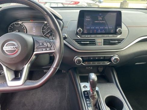 Used 2022 Nissan Altima 2.5 SR image 8
