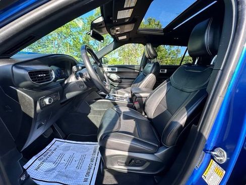 Used 2022 Ford Explorer ST w/ Equipment Group 401A AWD/4WD image 26