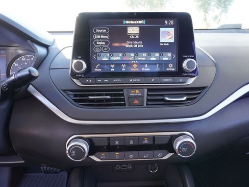 Certified 2025 Nissan Altima 2.5 S image 19