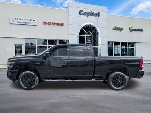 New 2026 RAM 2500 Big Horn AWD/4WD image 6